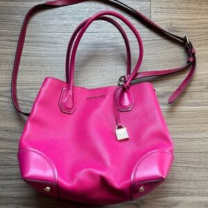 Michael Kors Pink/Fuchsia Shoulder Bag